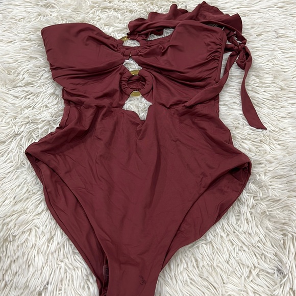 Soluna Women's Standard Buckle Up One Piece Bandeau Swimsuit with Cut Out Neck - Picture 3 of 9